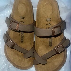 Birkenstock Kids Tan Sandals